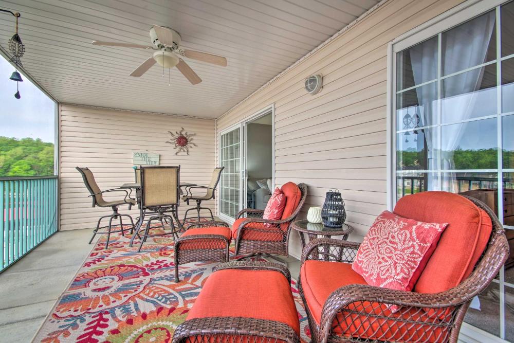 Furnished Balcony, Pool! Waterfront Lake Ozark Gem